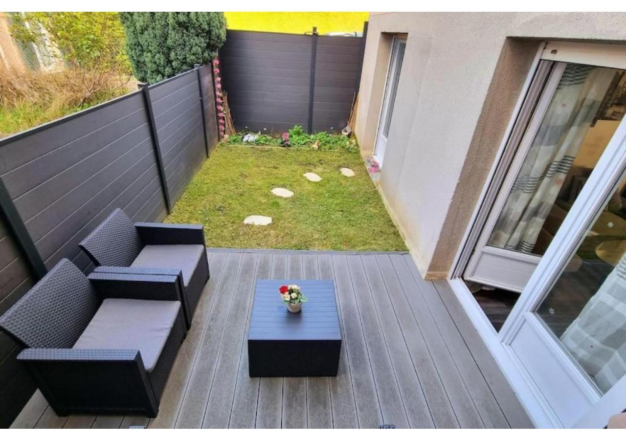 Superbe Appartement Avec Jardin Proche Versailles Saint-Cyr-lʼÉcole Eksteriør bilde